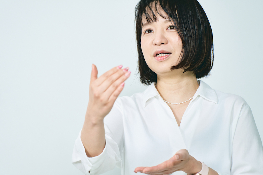 加藤 史子（Fumiko Kato）氏 WAmazing株式会社代表取締役 / 慶応義塾大学環境情報学部（SFC）卒業後、1998年に（株）リクルート入社。 「じゃらんnet」の立ち上げ、「ホットペッパーグルメ」の立ち上げなど、主にネットの新規事業開発を担当した後、観光による地域活性を行う「じゃらんリサーチセンター」に異動。 スノーレジャーの再興をめざし「雪マジ！19」を立ち上げ。 その後、仲間とともに「Ｊマジ！」「ゴルマジ！」「お湯マジ！」「つりマジ！」…など「マジ☆部」を展開。 国・県の観光関連有識者委員や、執筆・講演・研究活動を行ってきたが、「もう１度、本気のスケーラブルな事業で、日本の地域と観光産業に貢献する！」を目的に、2016年7月、WAmazingを創業。