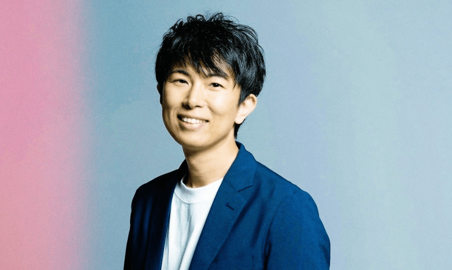 古里 圭史 氏 慶応義塾大学大学院政策・メディア研究科特任准教授 / 1979年生まれ。岐阜県飛騨市(古川町)出身。公認会計士・税理士。早稲田大学卒業後、株式会社スクウェア・エニックスを経てデロイトトーマツグループの監査法人に入所。2012年10月に地元、岐阜県飛騨・高山にUターンし、地域密着のコミュニティバンクである飛騨信用組合に入組。同組合において「育てる金融構想」を掲げ、クラウドファンディングや地域キャピタル会社の設立など、新しい金融手法を活用した資金供給の仕組み構築に注力。2017年には電子地域通貨「さるぼぼコイン」を手掛け、ローンチから4年でユーザー数、加盟店数ともに地域シェア40%超のサービスに。現在は自身のアカウンティングファームの運営を行いながら、慶応義塾大学大学院 政策・メディア研究科 特任准教授を務める。