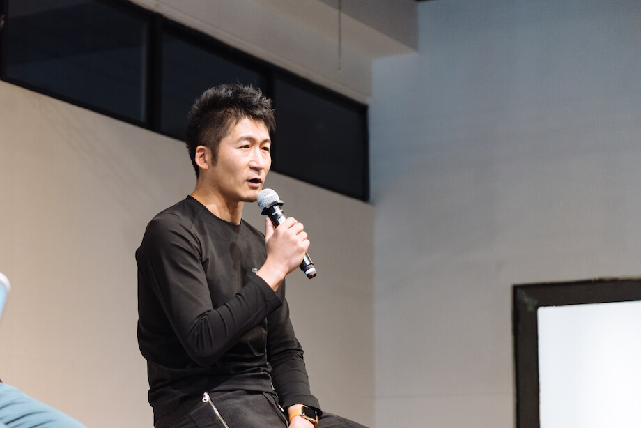 渡邉 知（Satoru Watanabe）氏 Fireplace代表取締役社長CEO / 宮城県仙台市生まれ。1999年(株)電通国際情報サービス（ISID）入社。人事部採用グループマネジャ−、経営計画室勤務を経て、2008年より(株)リクルートへ中途入社。大手企業の人材採用・育成支援部門で営業活動に従事した後、2011年よりじゃらんリサーチセンター エリアプロデューサー/研究員。主として都市圏から地域への交流人口増をテーマにした社会課題に関わる。複数回の営業MVP、TOPGUN AWARD受賞（2010年度）。2014年よりISIDオープンイノベーション研究所。ビジネスプロデューサーとして、主にICTを活用した地域コミュニティづくりに携わる。2015年、(株)ファイアープレイス設立。コミュニティ起点の「場づくり」を事業ドメインと置く。そのほか、東京都観光まちづくりアドバイザー、静岡県地域づくりアドバイザー、株式会社さとゆめ社外アドバイザー、一般社団法人sideline理事も務める。自分で名付けた肩書きは、イグナイター（火付け役）。