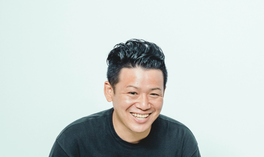 平林 和樹（Kazuki Hirabayashi）株式会社WHERE 代表取締役、内閣府地域活性化伝道師、ふじよしだ定住促進センター理事 / ヤフー株式会社、カナダ留学、株式会社 CRAZY を経て、株式会社WHERE創業。約2万人の会員を持つ地域コミュニティメディア「LOCAL LETTER」、産学官民の起業家70名以上が登壇する地域経済サミット「SHARE by WHERE」など地域、業界を超えた共創を創出。長野県根羽村で一棟貸し宿を立上げ事業譲渡など独自の事業作りで活動中。