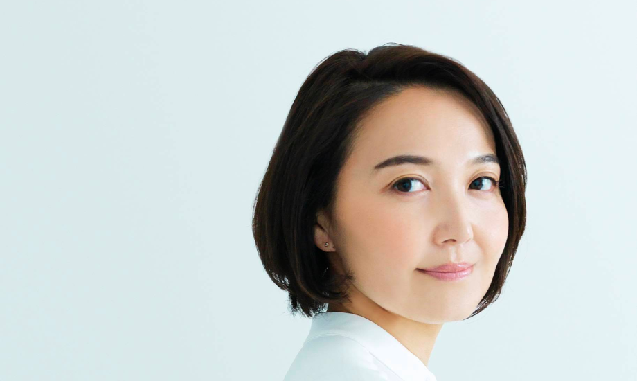 永原 聡子 氏　DENEB株式会社 共同創業者・代表取締役 / 外資系金融機関を経て、2013年に上質な宿泊施設の企画・開発およびサステナブル・ツーリズムを主軸に置くコンサルティング会社ラパズグループ日本法人のアトリエラパズ(株)設立。その後欧米の富裕旅行者向けトラベルデザイン会社DENEB(株)を創業。スモール・ラグジュアリー・ホテルズ・オブ・ザ・ワールド(SLH)日本アンバサダーおよび新規加盟施設審査担当、宿泊施設活性化機構(JALF)理事。国土交通省・観光庁委員、文部科学省・文化庁事業コーチを歴任。