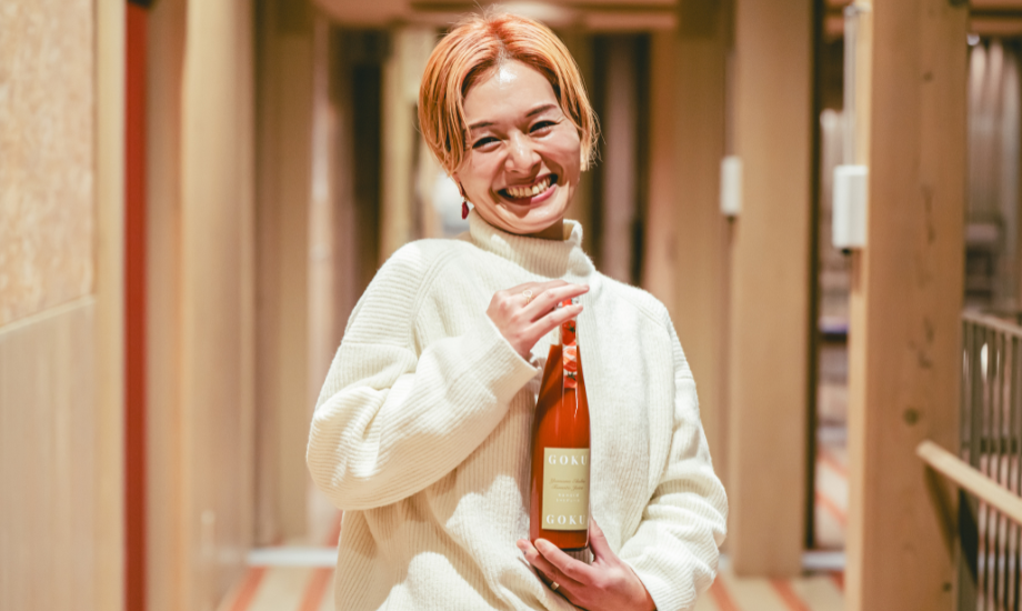 土屋 明美氏 やさい畑 i-make(しらたかマルチワーク事業協同組合理事に就任予定) / 福島県出身。結婚を機にパートナーの実家がある白鷹町へ。「やさい畑i-make(アイメイク)」の園主として、「やまのえくぼトマト」を栽培している。水が綺麗で、寒暖差が大きな白鷹町で育つトマトは味のバランスが抜群。
