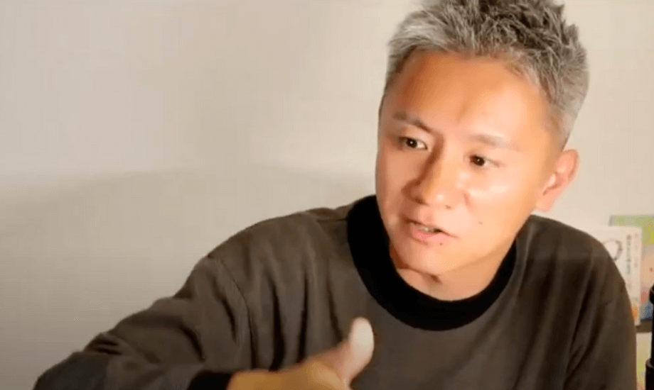 秋元 祥治(Shoji Akimoto) 氏 / 株式会社やろまい代表取締役・、武蔵野大学アントレプレナーシップ学部・EMC教授 / 早稲田大学在学中、起業家人材育成と地方創生をテーマにG-netを創業。現在理事。2013年岡崎市の公的産業支援機関「オカビズ」センター長に就任。2021年10月からチーフコーディネーター。2021年には武蔵野大学アントレプレナーシップ学部の立ち上げに携わり、現在教授。Yahoo!ニュースオーサー・、Forbes JAPANオフィシャルコラムニスト、などで執筆。コメンテーターとしてTBS「Nスタ」、CBC「イッポウ」、等出演。内閣府「地域活性化伝道師」等、公職も多数。