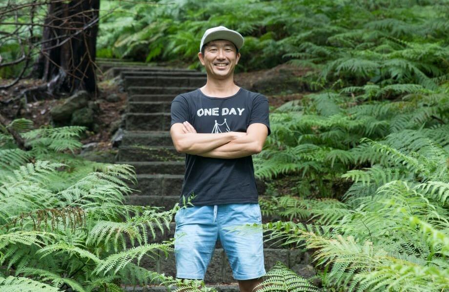 橋村 和徳 / 株式会社 VILLAGE INC 代表取締役社長 船でしかいけない1日1組のキャンプ場「AQUA VILLAGE」を皮切りに日本各地でアウトドアフィールドを手掛け、『KSC』の舞台である波戸岬海浜公園の管理者である株式会社VILLAGE INCの代表。KSC実行委員会の幹事メンバーとして今後もさらなる地域連携を担う。佐賀県唐津市出身。