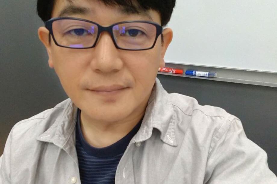 野口 勉 / 株式会社ソニー・ミュージックエンタテインメント ライブクリエイティブグループ企画制作部 担当部長 2009年、ソニー・ミュージックエンタテインメントに入社。当初よりライブ事業に関わり、現在は、SMEライブクリエイティブグループ、ソニー・ミュージックソリューションズ、ライブエグザムの各社を兼任し、アーティストのツアー制作、各種イベントの企画制作に多数関わっている。