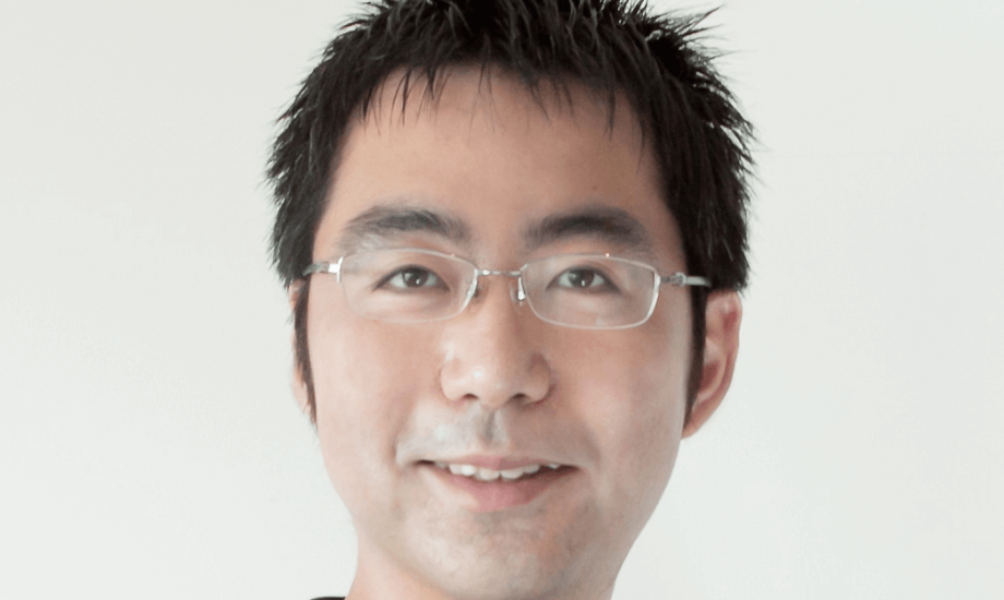 西村 勇哉氏 (モデレーター) 株式会社エッセンス 代表取締役、NPO法人ミラツク 代表理事、大阪大学SSI 招聘教授 / 1981年大阪府池田市生まれ。大阪大学大学院にて人間科学の修士を取得。人材開発ベンチャー企業、公益財団法人日本生産性本部を経て、2011年にNPO法人ミラツクを設立。セクター、職種、領域を超えたイノベーションプラットフォームの構築と、大手企業の新領域事業開発支援・研究開発プロジェクト立ち上げの支援、未来構想の設計、未来潮流の探索などに取り組む。2021年に株式会社エッセンスを設立。2021年9月に自然科学、社会科学、人文学を領域横断的に扱う先端研究者メディアesse-senseをリリース。知のアクセスを実現するKnowledge Tech企業として、偶然の幸運に出会えるメディア空間の構築に取り組む。滋賀県大津市在住、3児の父。大阪大学社会ソリューションイニシアティブ招聘教授、大阪大学人間科学研究科後期博士課程(人類学)在籍
