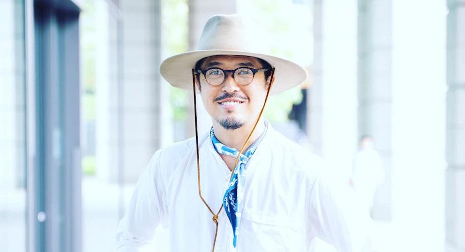 井本 喜久(Yoshihisa Imoto)氏 The CAMPus 代表理事 / 広島県でコメ農家に生まれる。東京農業大学を卒業するも広告業界へ。世の中のオモシロイを形にするデザイン会社COZ(株)を創業。「次世代のPEACEを創る」を自身のテーマに様々な企業のブランドづくりに携わる。2012年、飲食のオリジナルブランドをスタートさせ農文化への興味が再燃。2016年には「学び」をテーマにした都市型マルシェを新宿駅屋上で展開し延べ10万人を動員。2017年11月末、インターネット上にオンライン農学校「The CAMPus」を誕生させた。
