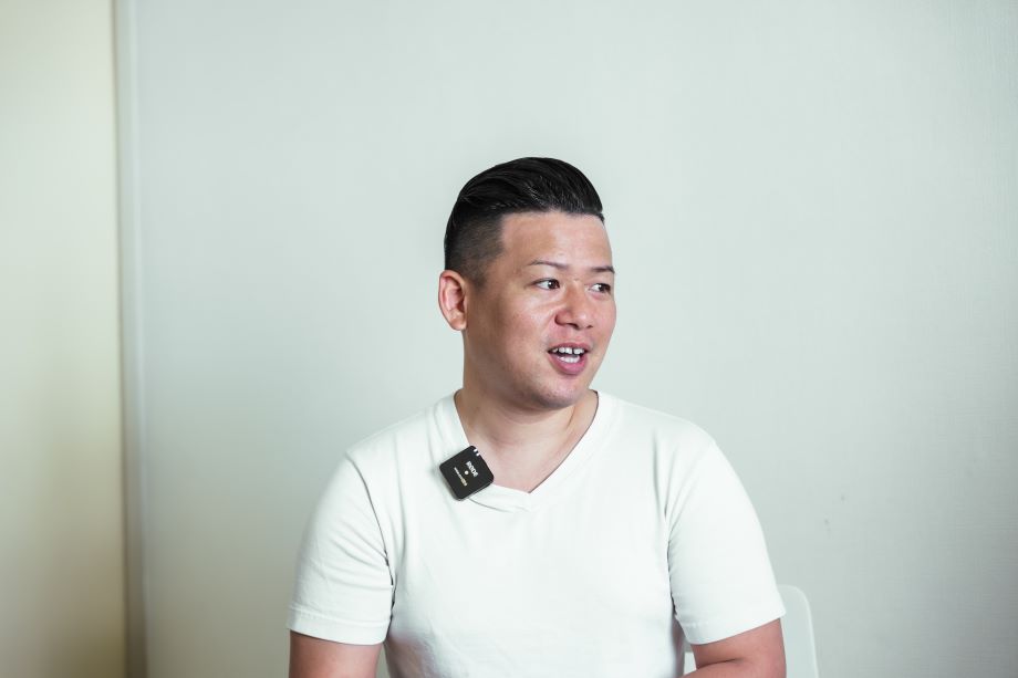 平林 和樹(Kazuki Hirabayashi)株式会社WHERE 代表取締役、内閣府地域活性化伝道師、ふじよしだ定住促進センター理事 / ヤフー株式会社、カナダ留学、株式会社CRAZYを経て、株式会社WHERE創業。地域コミュニティメディアLOCAL LETTERは約2万人の会員規模まで成長。人口900人の村で古民家をリノベした体験型民泊施設まつや邸は開始9ヶ月で宿泊客180名を突破。地域経済活性化カンファレンスSHARE by WHEREを立ち上げ業界・地域を超えた産学官民の起業家70名以上が登壇。