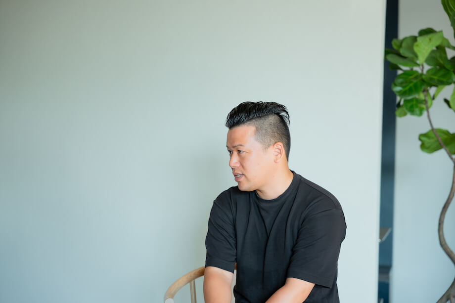 平林 和樹（Kazuki Hirabayashi）株式会社WHERE 代表取締役、内閣府地域活性化伝道師、ふじよしだ定住促進センター理事 / ヤフー株式会社、カナダ留学、株式会社 CRAZY を経て、株式会社WHERE創業。約2万人の会員を持つ地域コミュニティメディア「LOCAL LETTER」、産学官民の起業家70名以上が登壇する地域経済サミット「SHARE by WHERE」など地域、業界を超えた共創を創出。長野県根羽村で一棟貸し宿を立上げ事業譲渡など独自の事業作りで活動中。